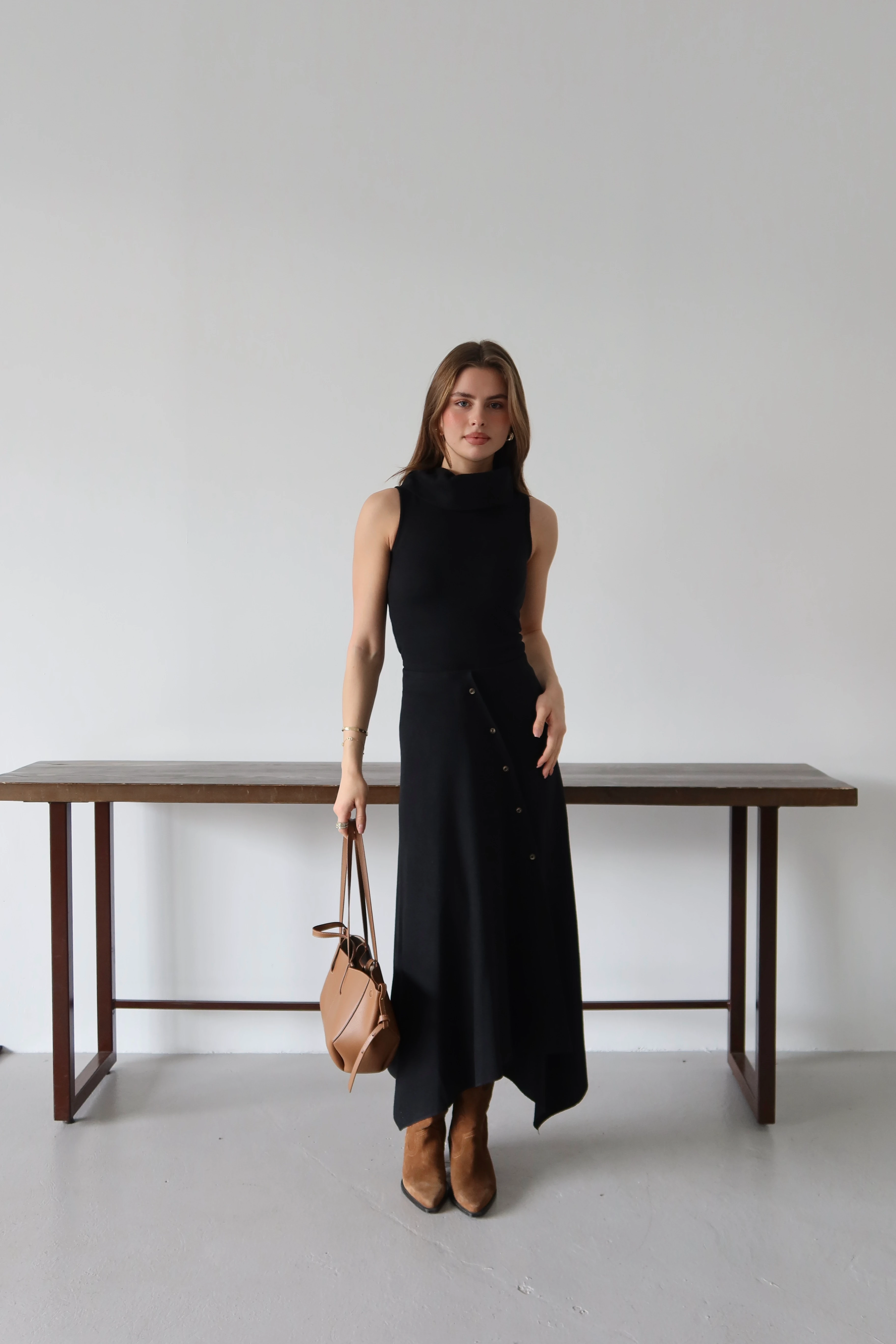 Asil Boğazlı Triko Takım - Siyah