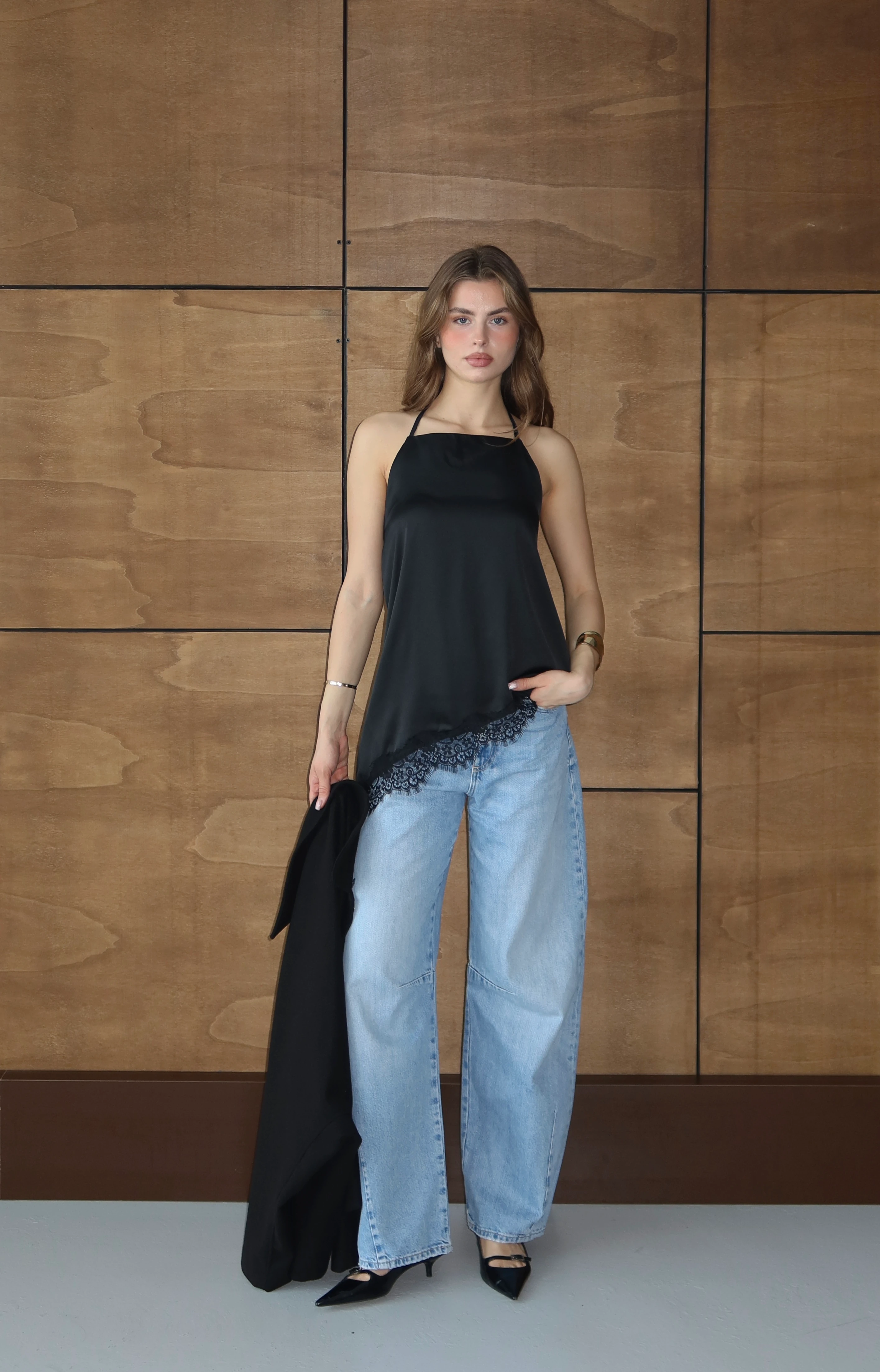 Dantel Dokulu Saten Bluz - Siyah