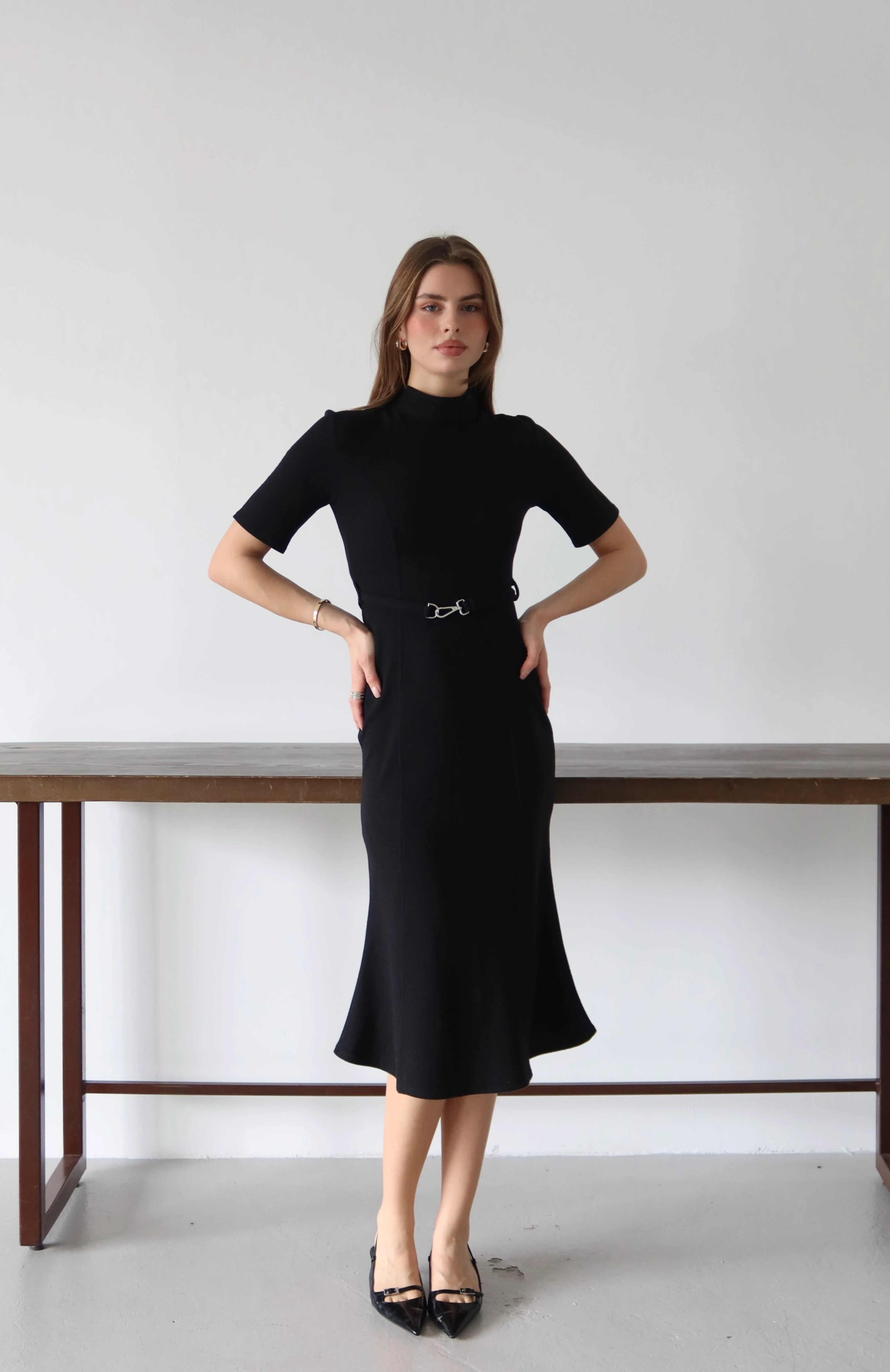 Zarafet Kemer Detay Elbise - Siyah