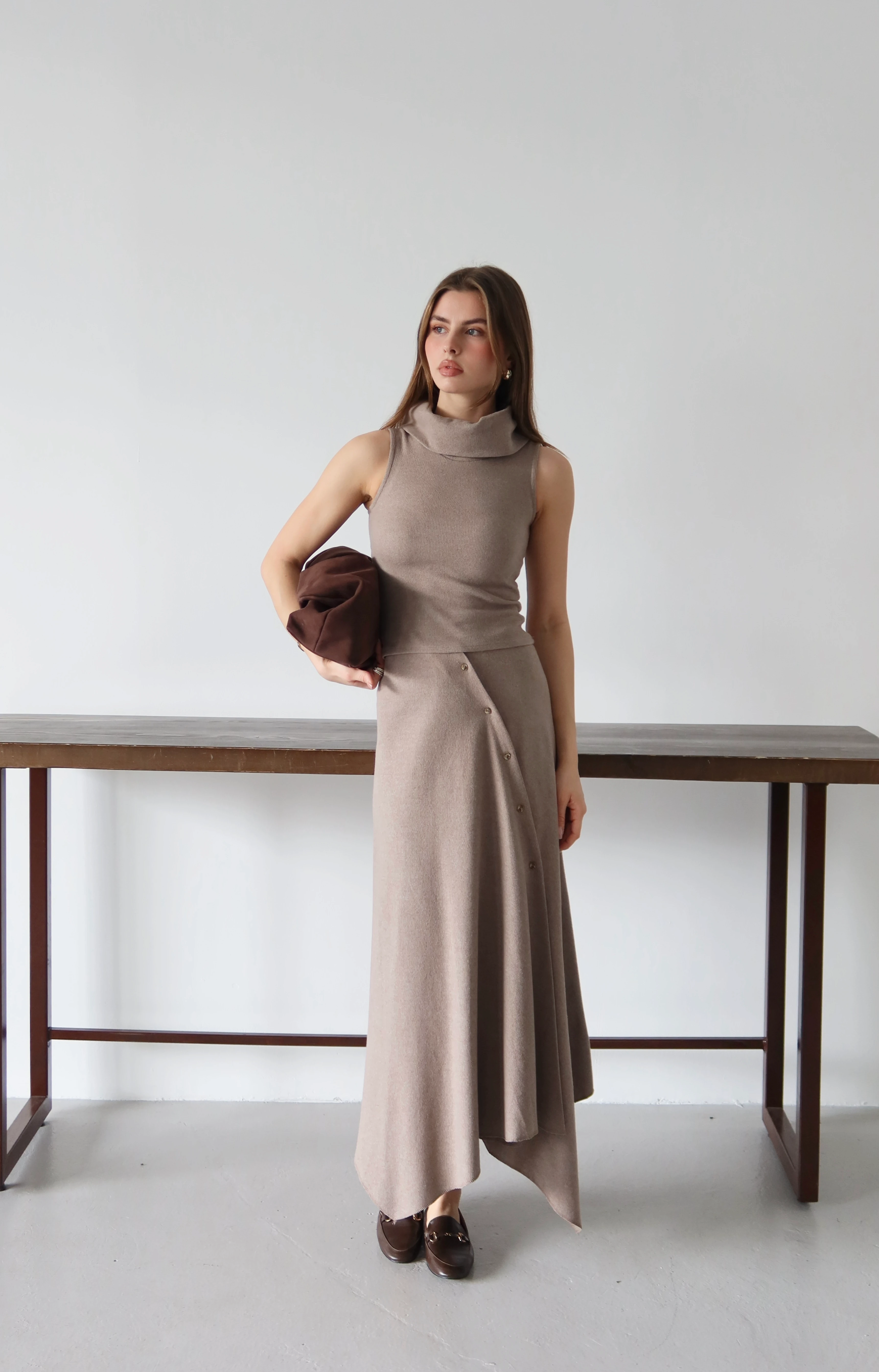 Asil Boğazlı Triko Takım