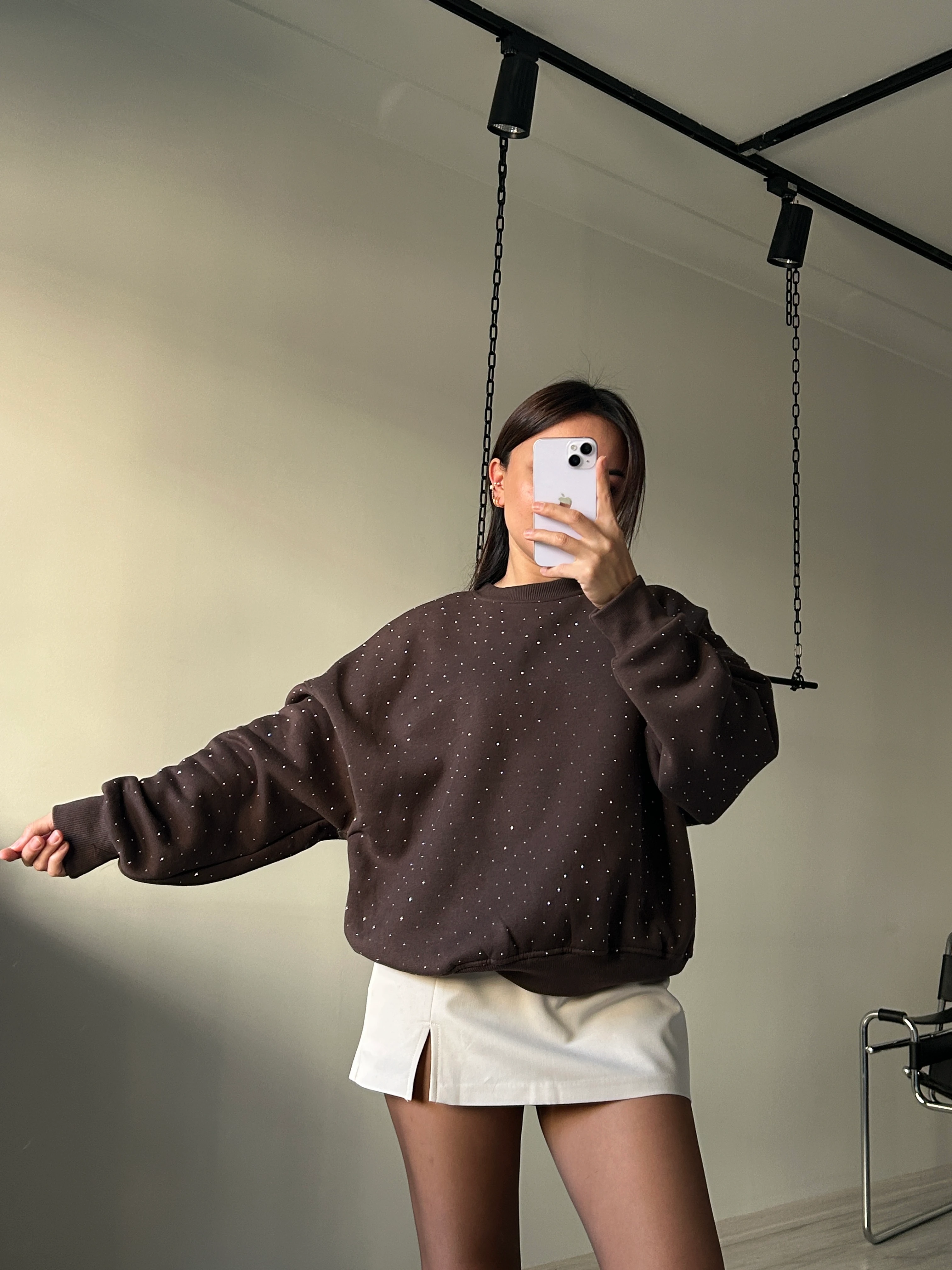 Bisiklet yaka taşlı sweatshirt 