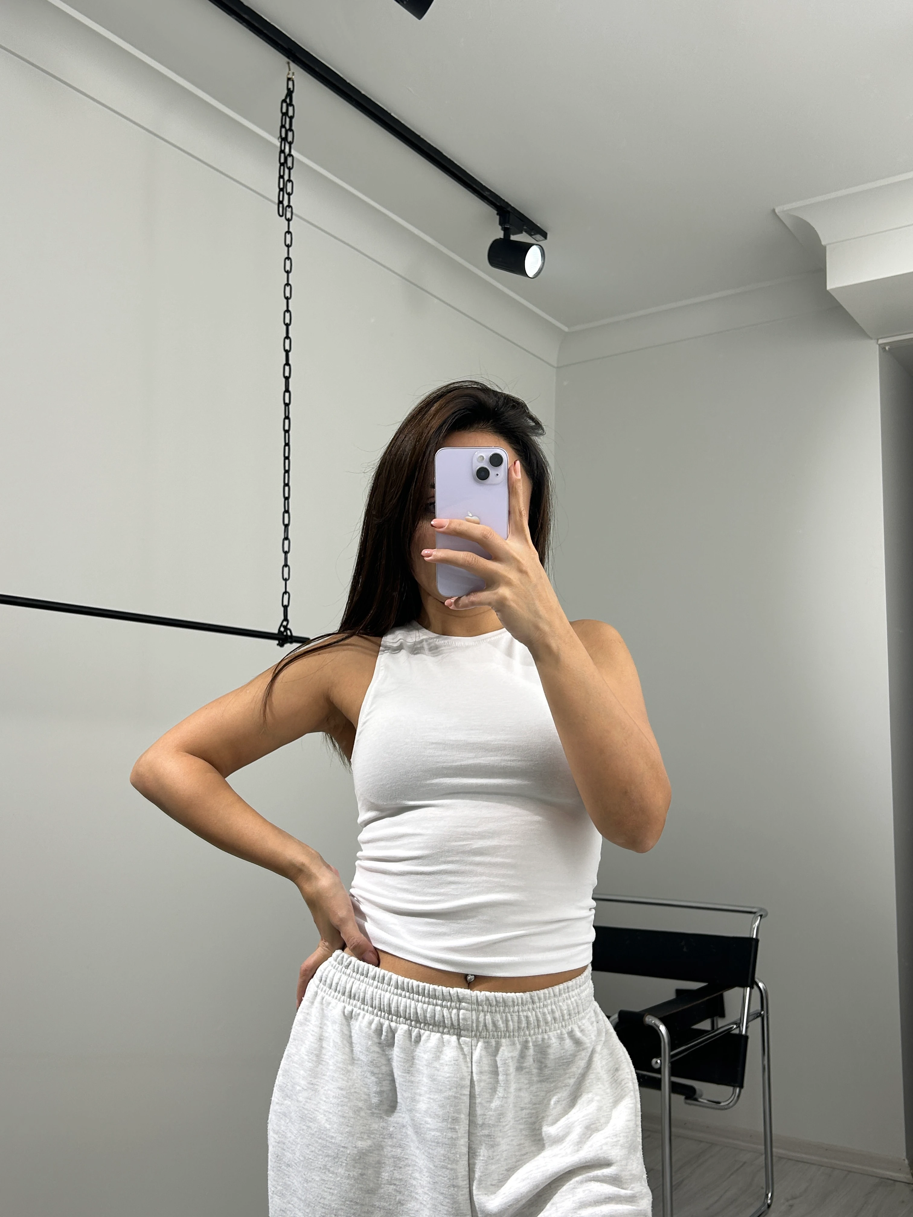 Halter yaka beyaz atlet