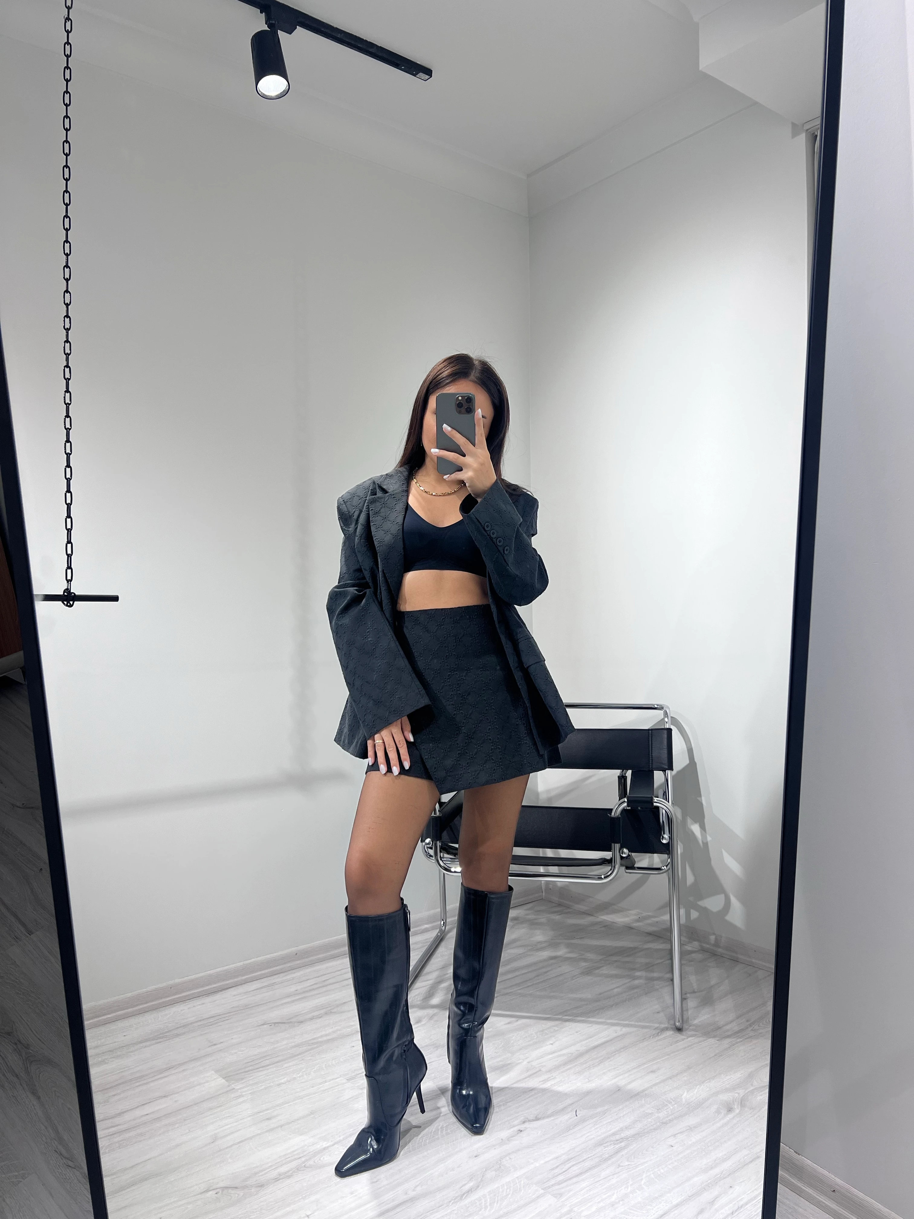 Siyah fisto ceket şort-etek takım