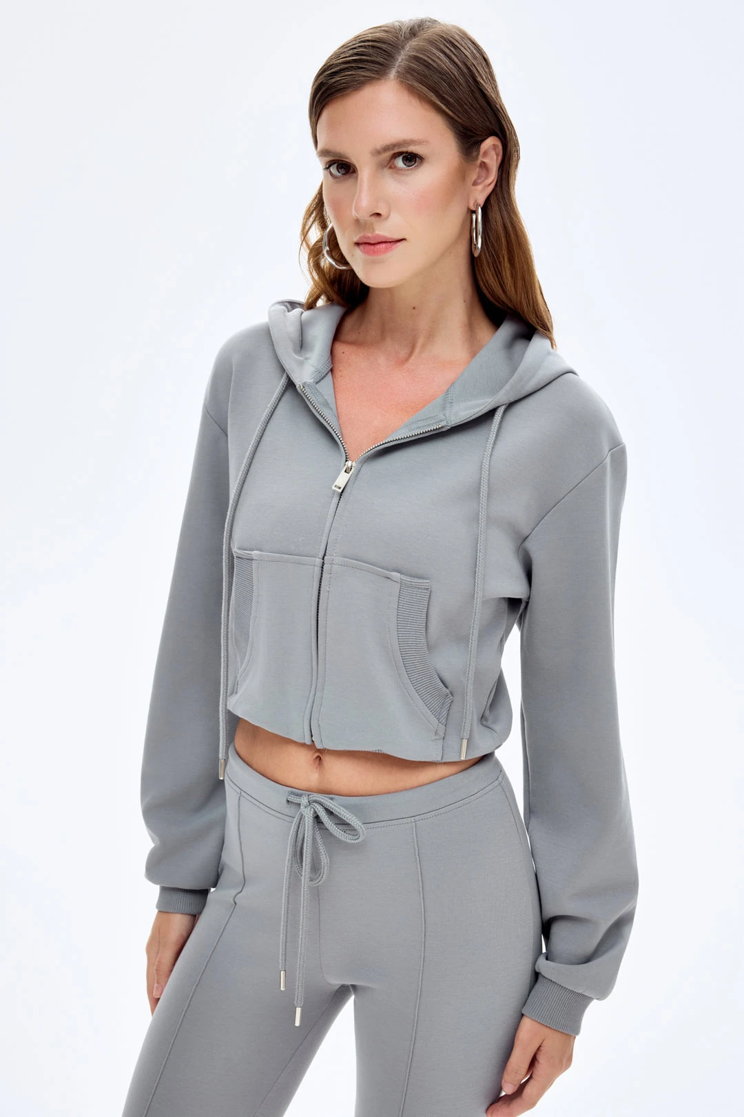 Fermuarlı Kapüşonlu Sweatshirt