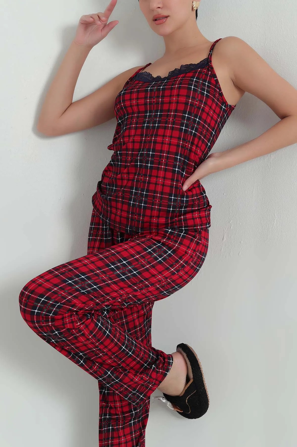 Surdacollection Pegasus Kumaş Dantelli İp Askılı Kadın Pijama Takımı