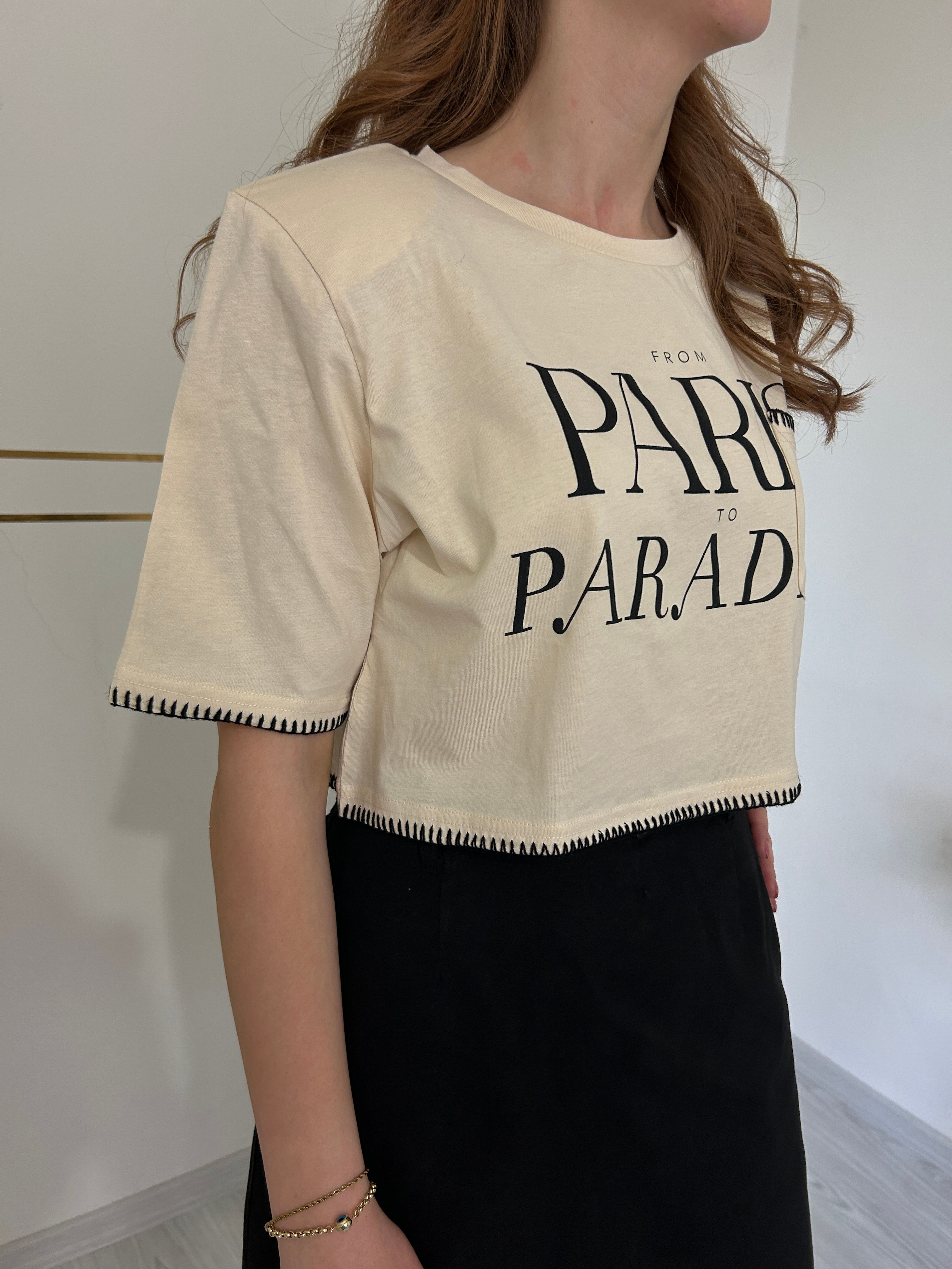 Krem Nakışlı Vatkalı T-shirt