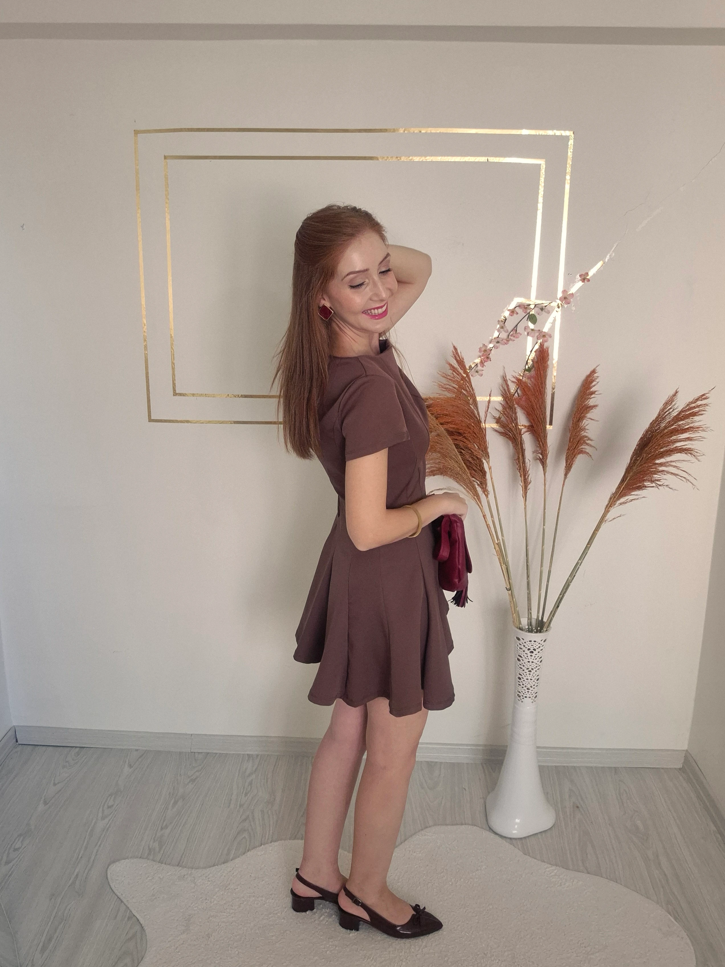 KAHVE VOLANLI FERMUARLI ELBİSE