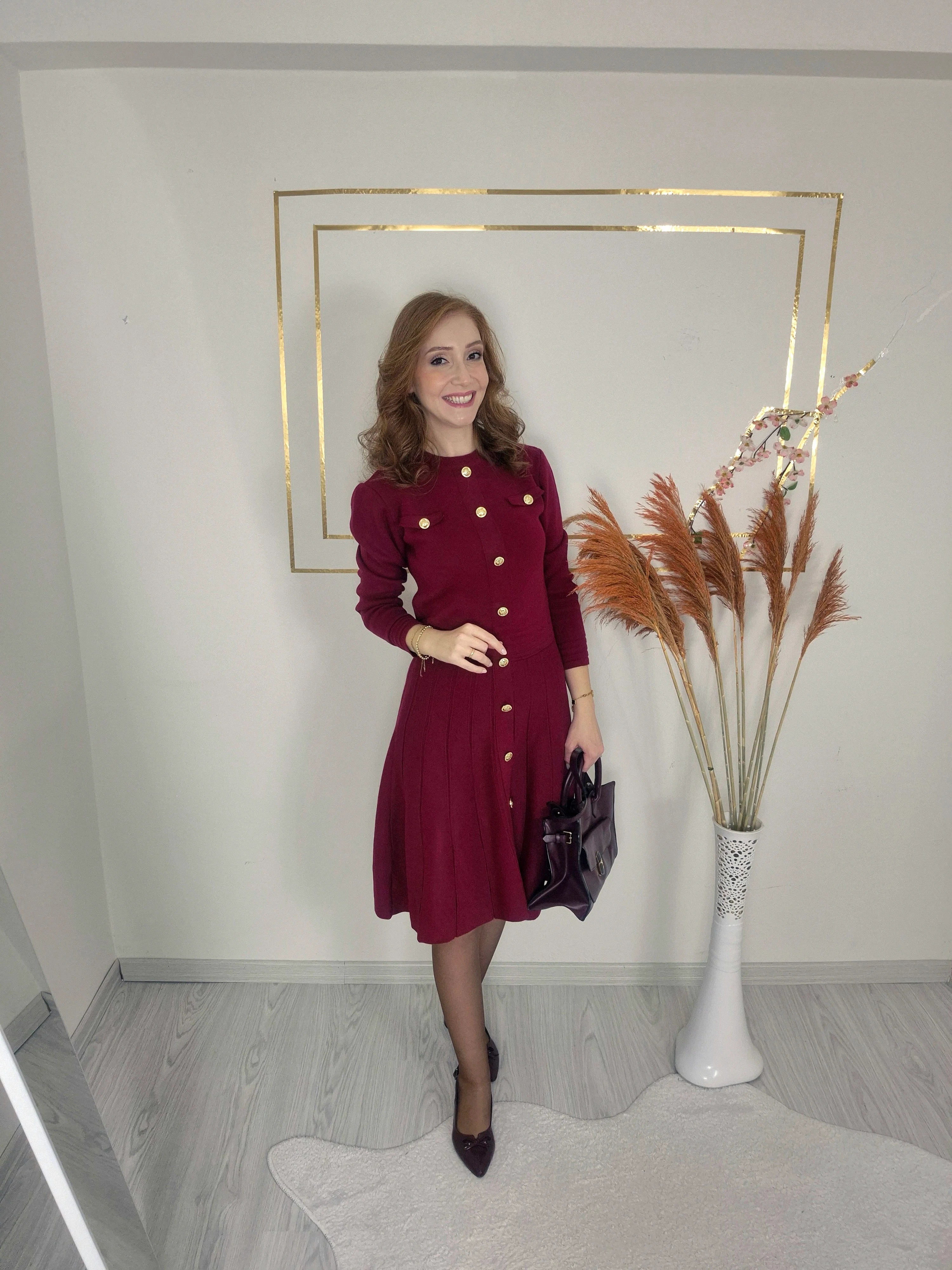 GOLD DÜĞME DETAYLI BORDO TRİKO ELBİSE
