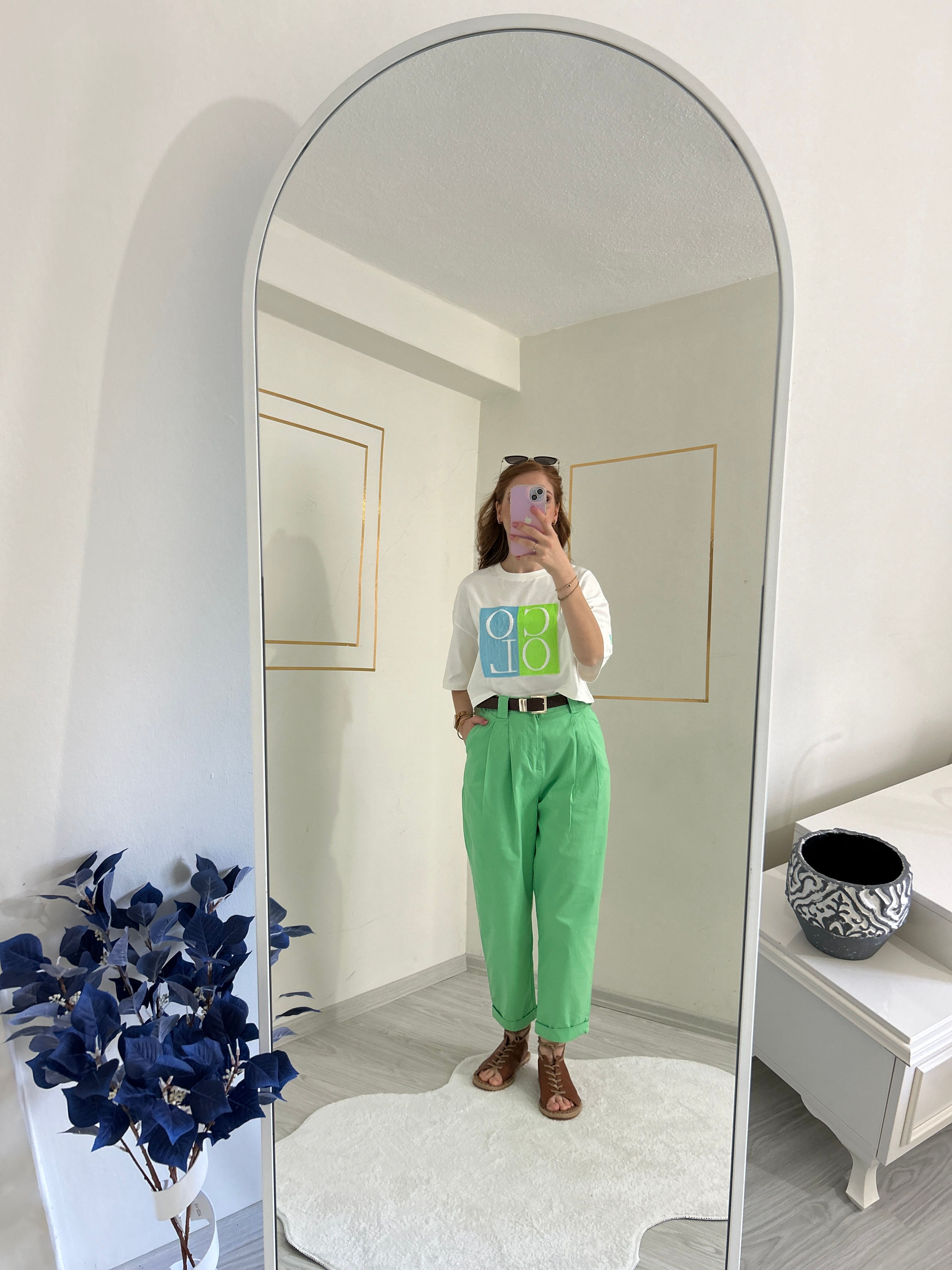 Kemer Detaylı Mint Yeşili Pantolon