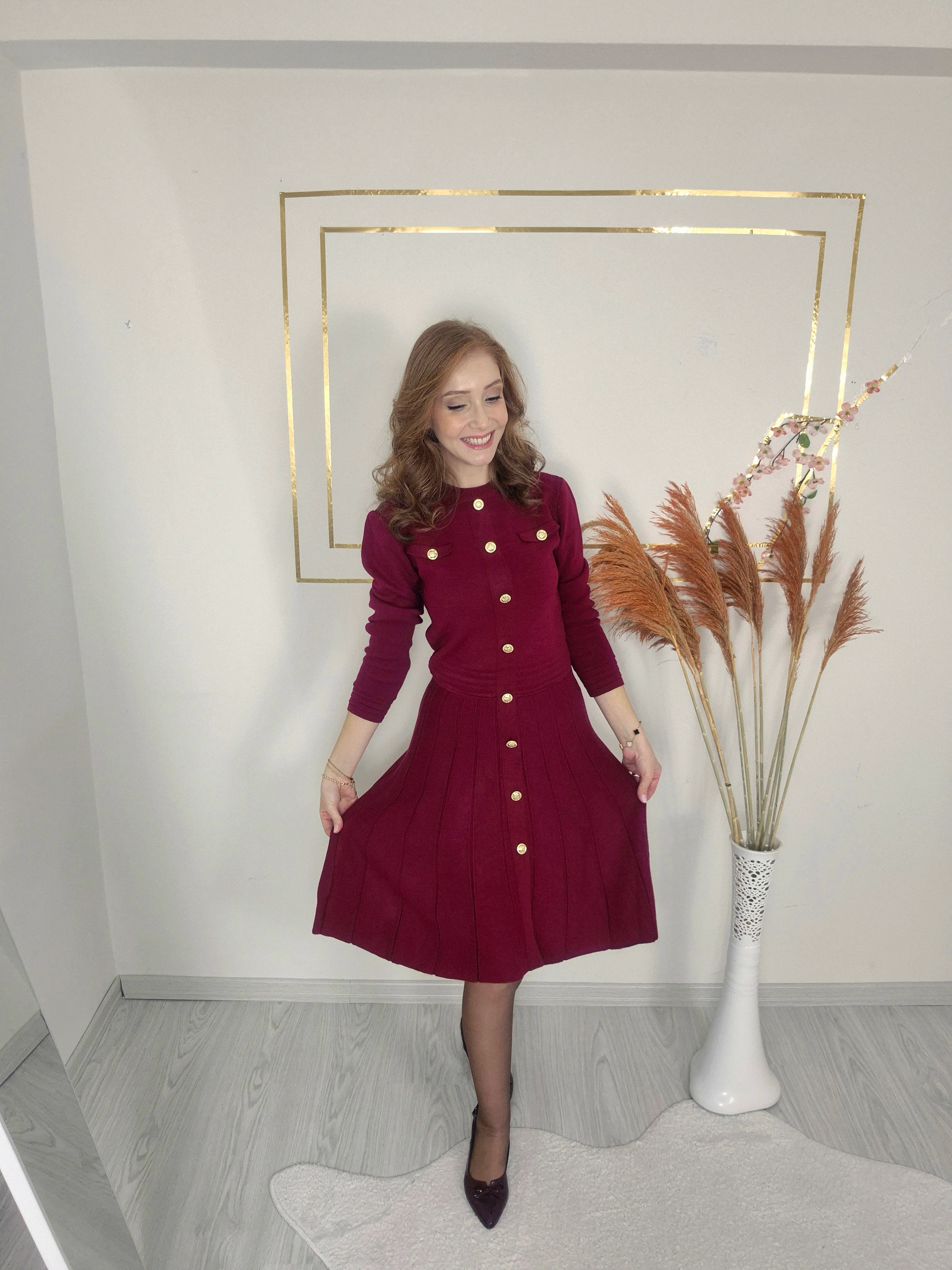GOLD DÜĞME DETAYLI BORDO TRİKO ELBİSE