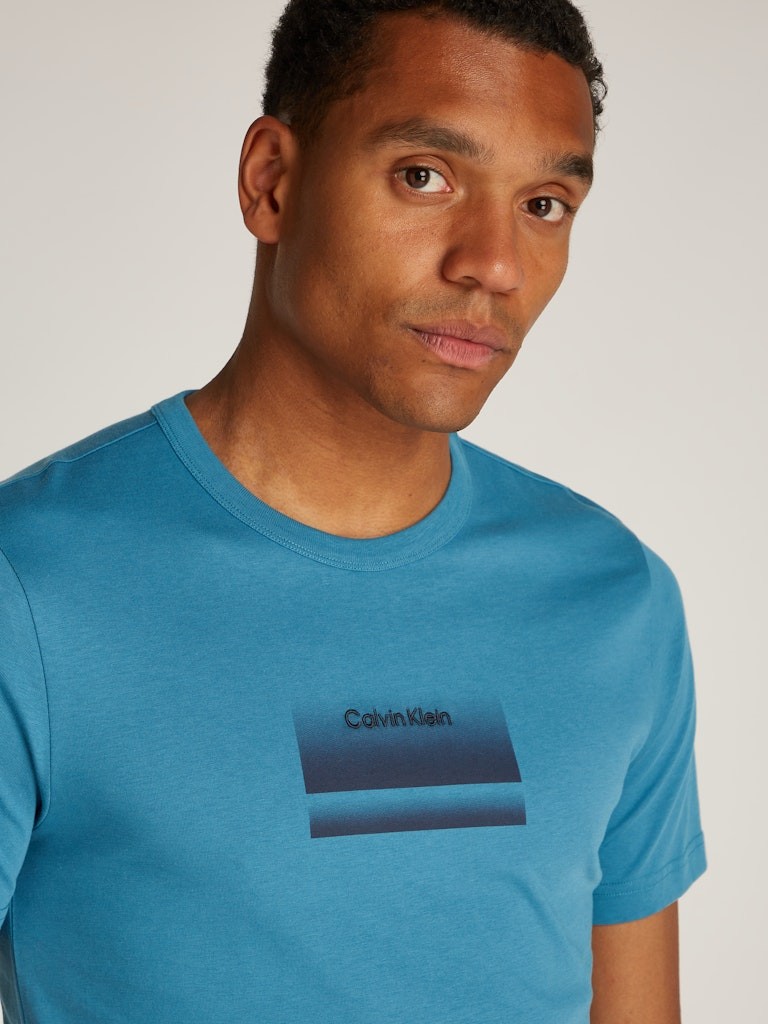 Calvin Klein Gradient Logo Erkek Siyah T-Shirt - K10K113803CHA