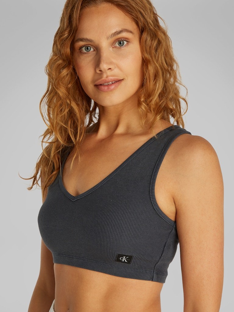 Calvin Klein Rejeneratif Pamuk Antrasit Kadın Kolsuz T-shirt - J20J225246PT2
