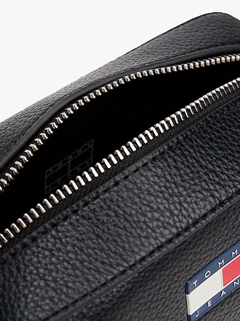 Tommy Hilfiger Kadın Camera Siyah Çanta