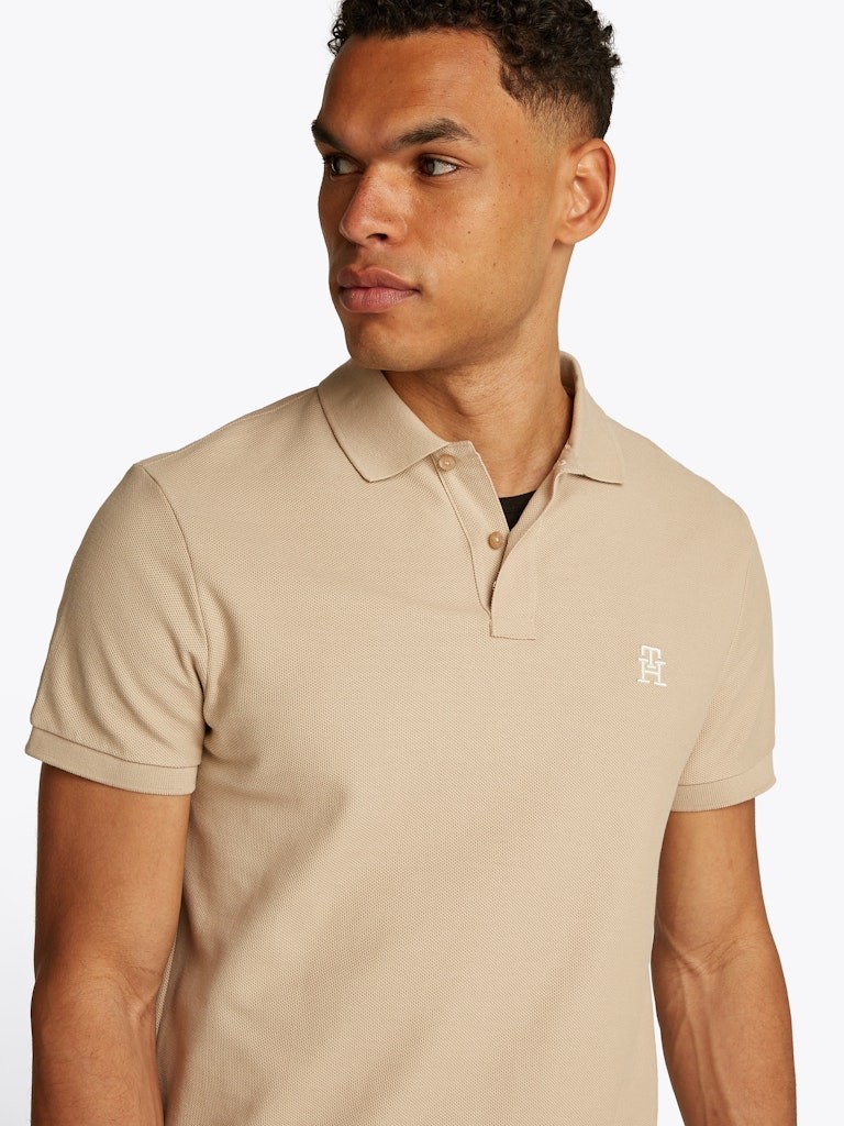 Tommy Hilfiger Organik Pamuk Bej Erkek Kısa Kollu Düğmeli Polo Yaka T-Shirt - MW0MW33167RBT