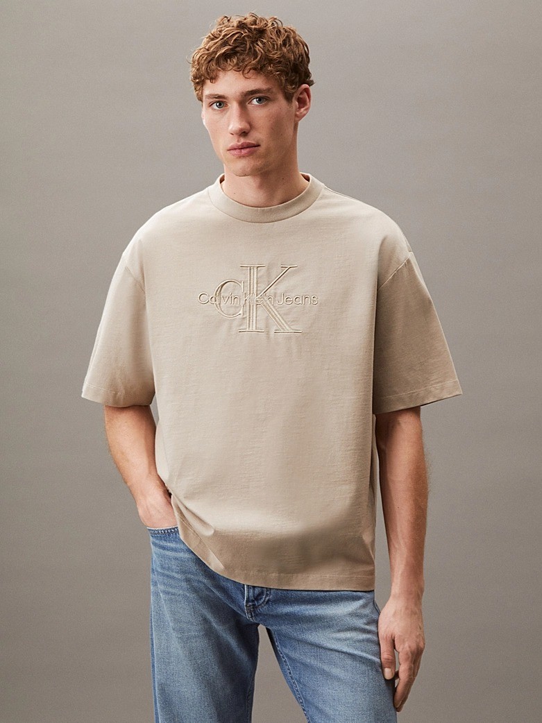 Calvin Klein Rejeneratif Pamuk Vizon Erkek Kısa Kollu T-Shirt - LV04RB295GPAH