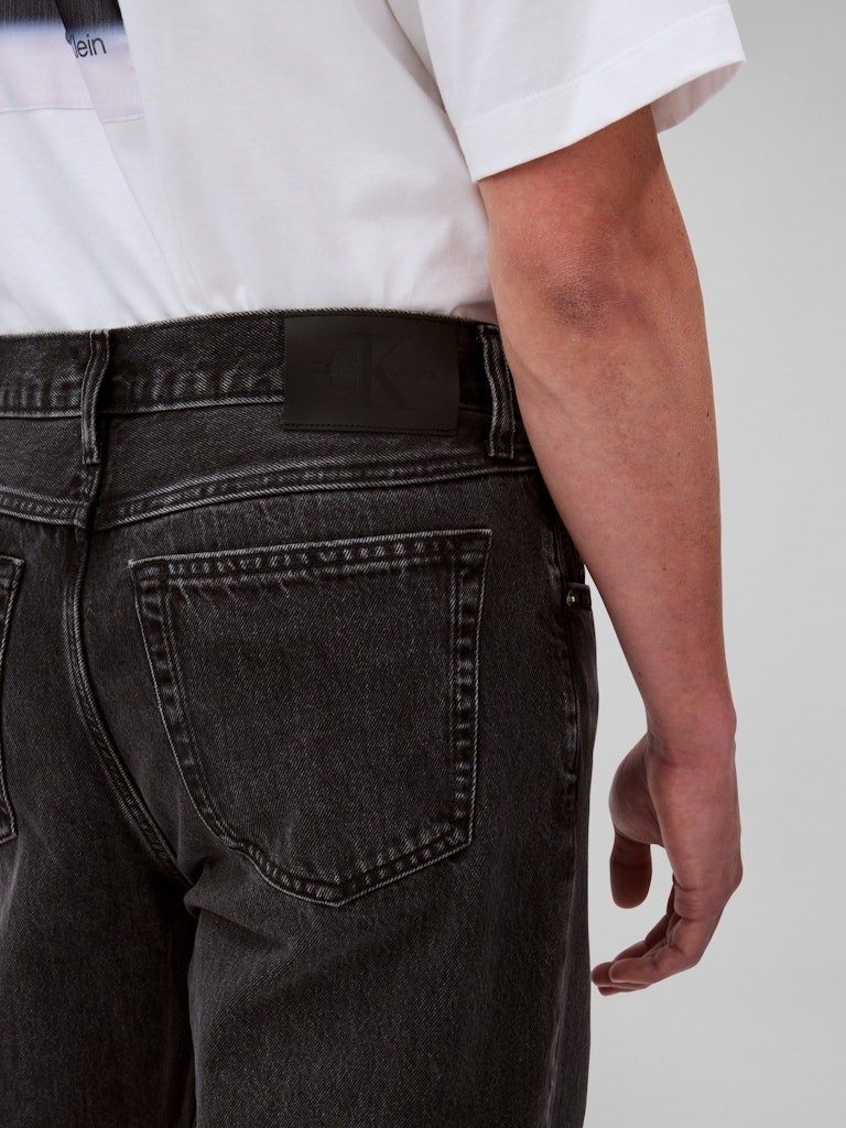 Calvin Klein Erkek Gri Düz Kesim Jean Pantolon - LV04RB705GRDD
