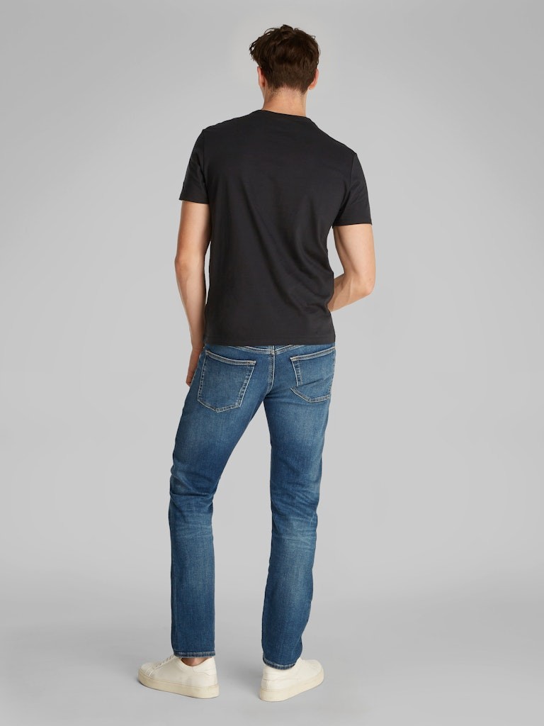 Calvin Klein Rejeneratif Pamuk Siyah Erkek Kısa Kollu T-Shirt - LV040EM286UB1