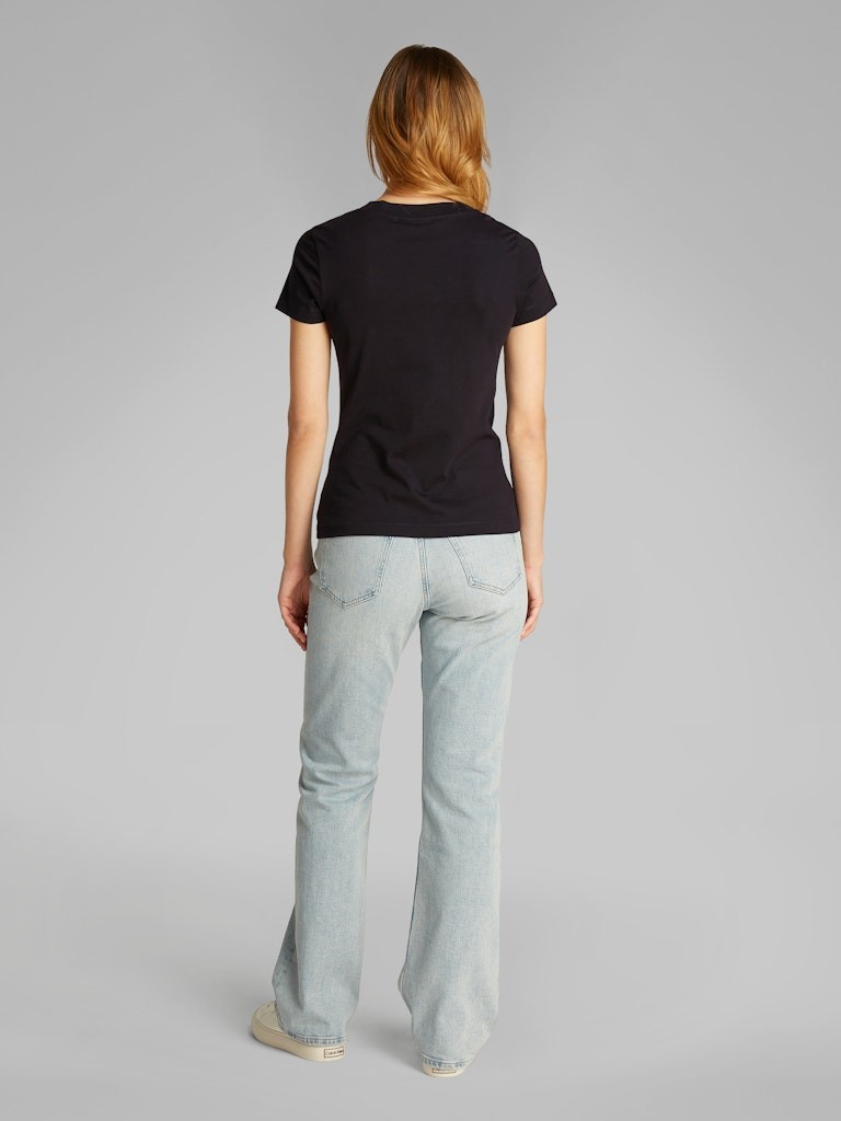 Calvin Klein Rejeneratif Pamuk Siyah Kadın Kısa Kollu T-Shirt - J20J223563BEH