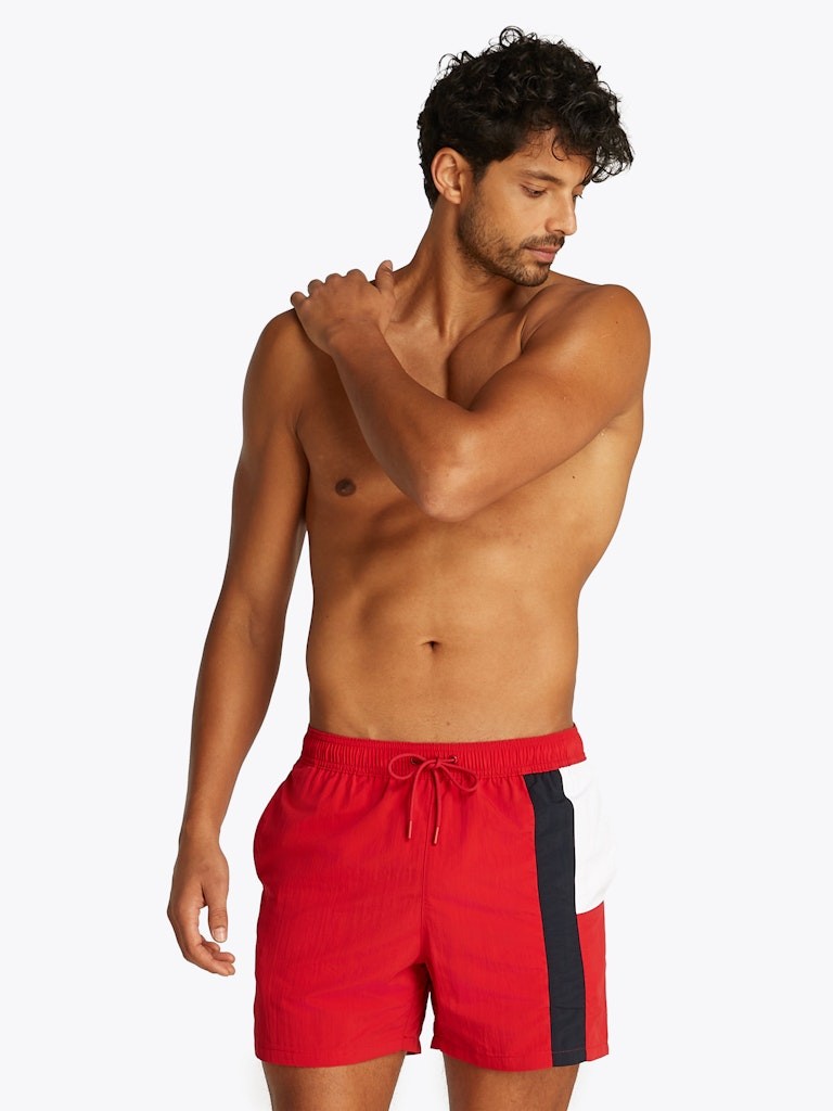 Tommy Hilfiger Kırmızı Erkek Deniz Şortu - UM0UM03483XLD