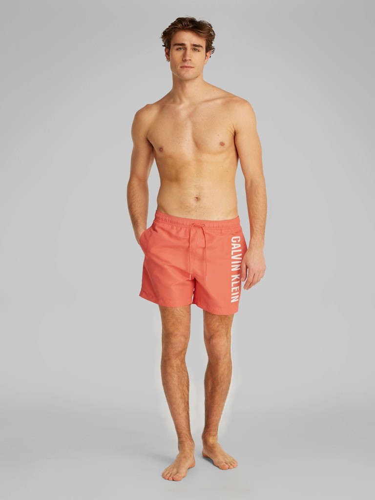 Calvin Klein PEMBE Erkek Deniz Şortu - KM0KM01092U07
