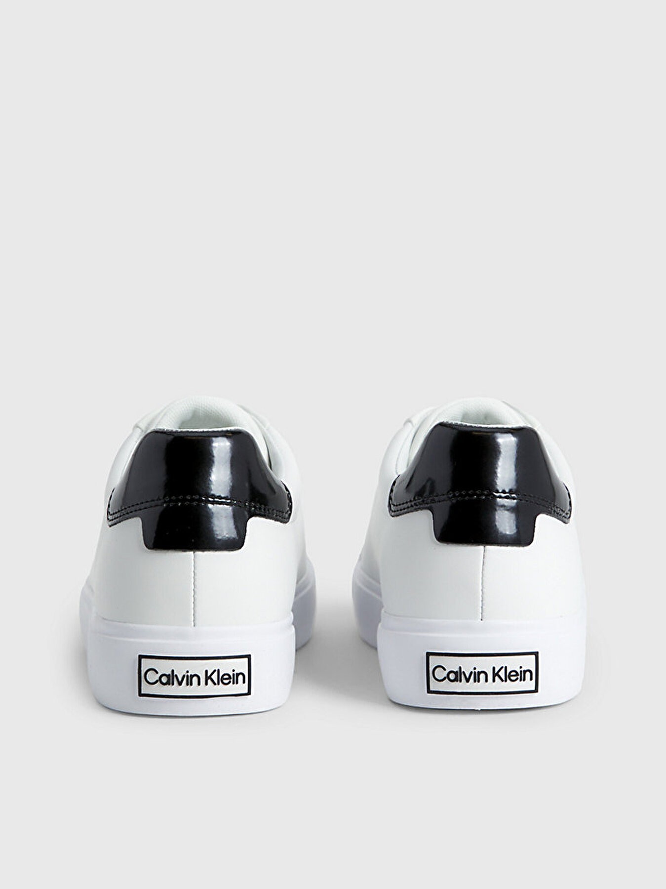 Calvin Klein Kadın Beyaz Kısa Taban Sneakers
