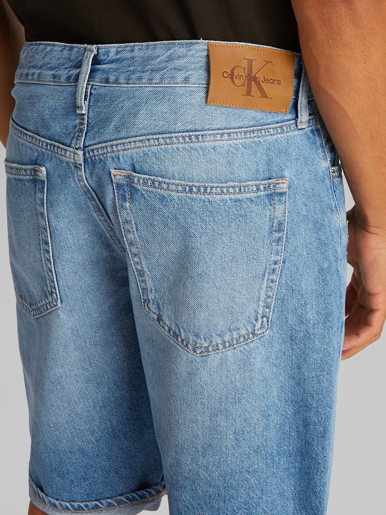 Calvin Klein Denim Mavi Erkek 5 Cep Şort - J30J3275131A4