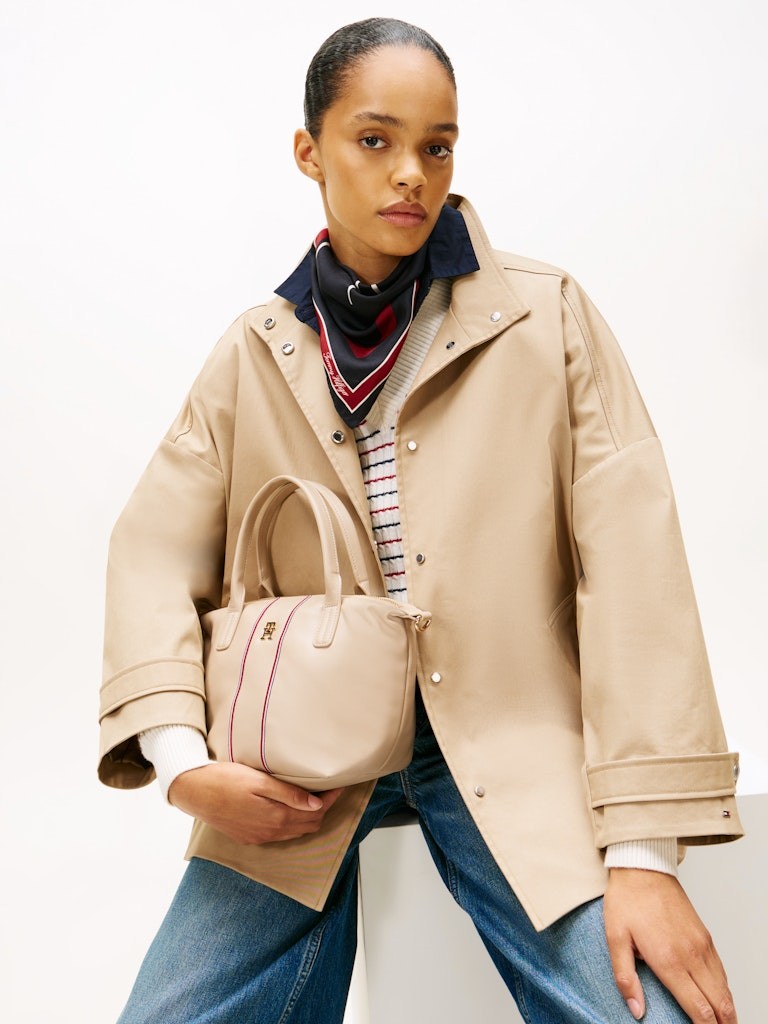 Tommy Hilfiger Kadın Bej Tote El Çantası