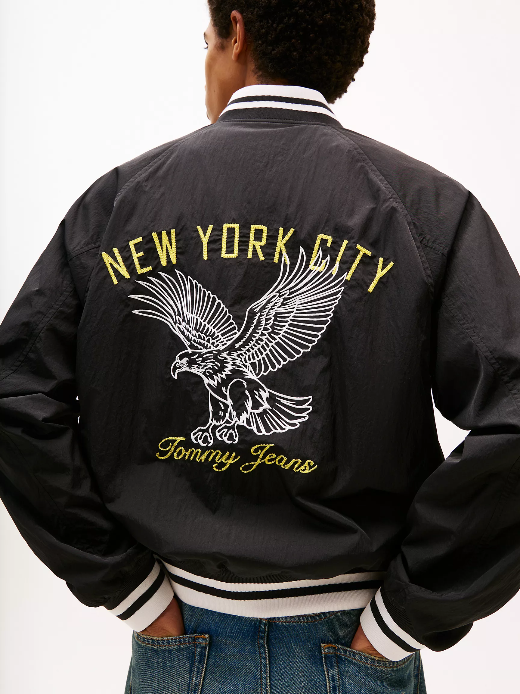 Tommy Hilfiger Erkek Siyah Eagle Grafik Bombacı Ceket