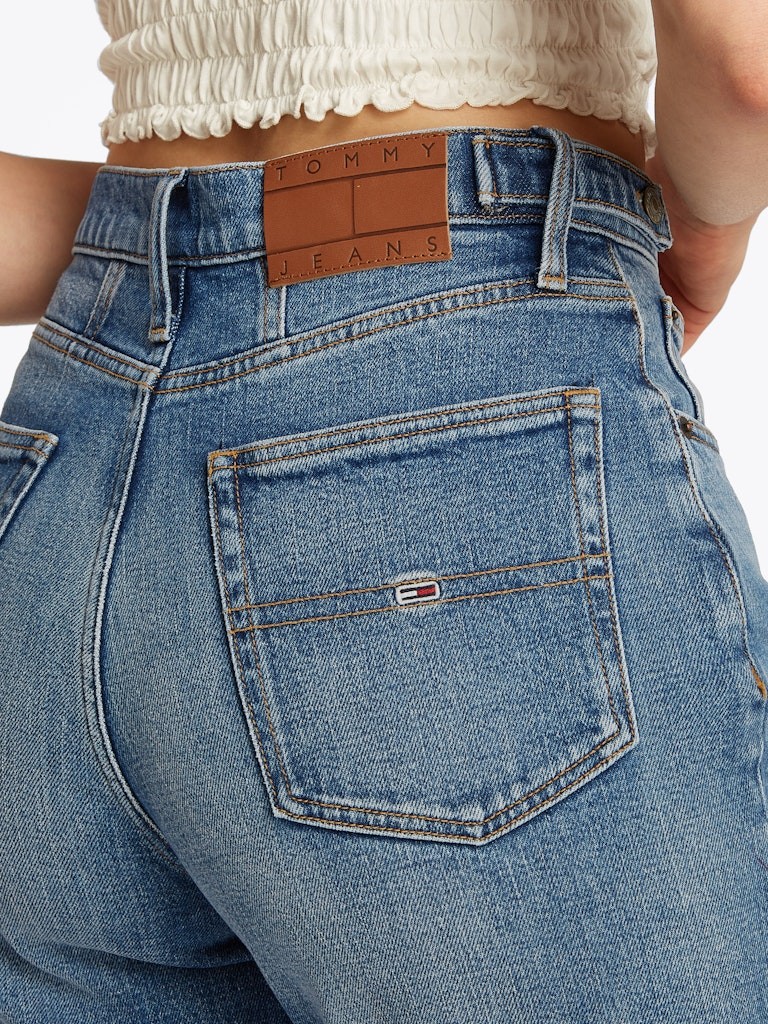 Tommy Hilfiger Denim Mavi Kadın Tapered Mom Jean Pantolon - DW0DW205781A5