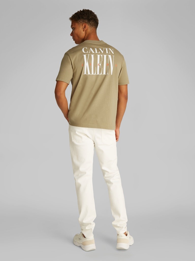 Calvin Klein Rejeneratif Pamuk Kahverengirengi Erkek Kısa Kollu T-Shirt - J30J327473HI0
