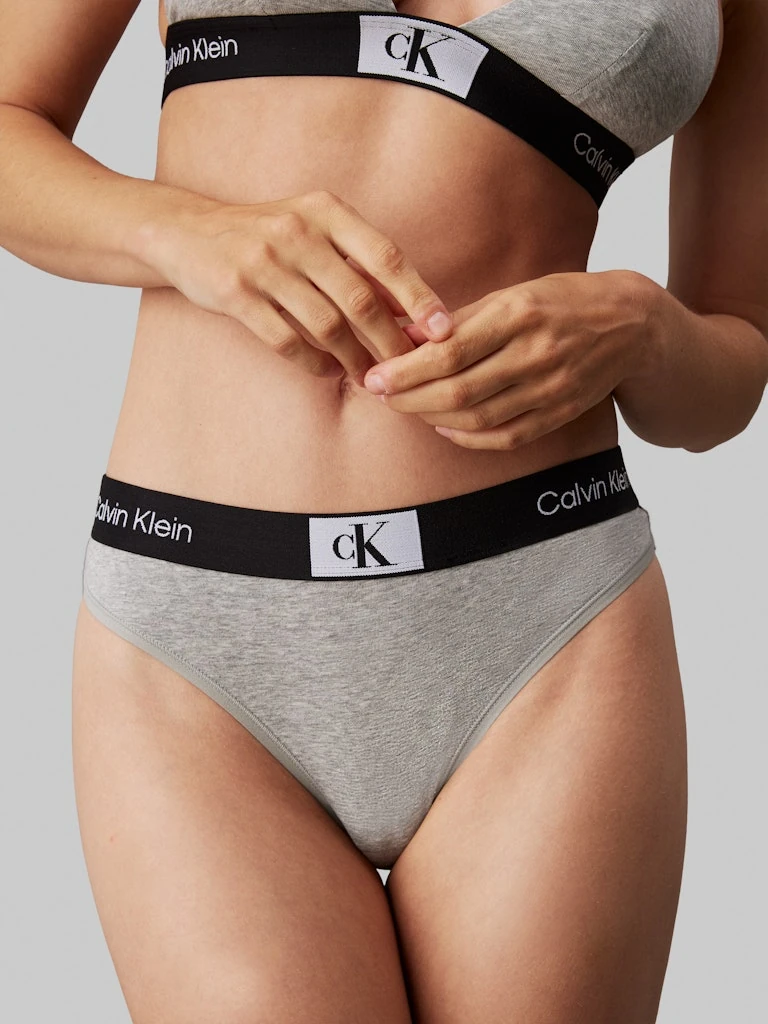 Calvin Klein Pamuk Gri Kadın Tanga Külot