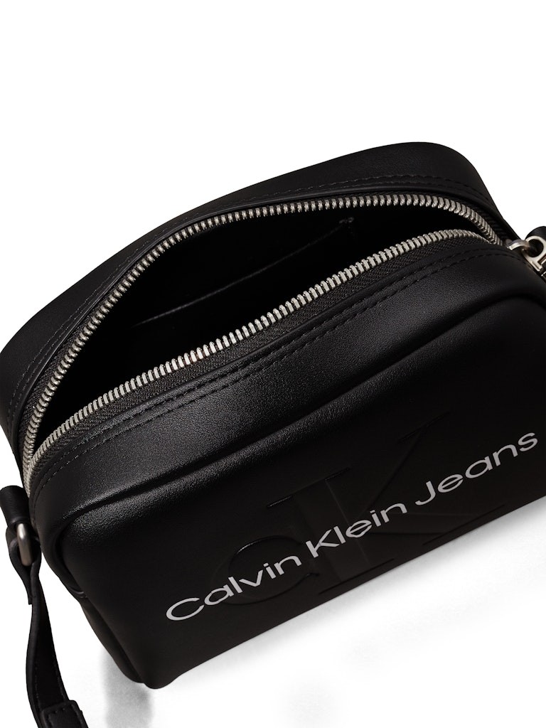 Calvin Klein Kadın Sculpted Camera Siyah Çanta - K60K61222001R