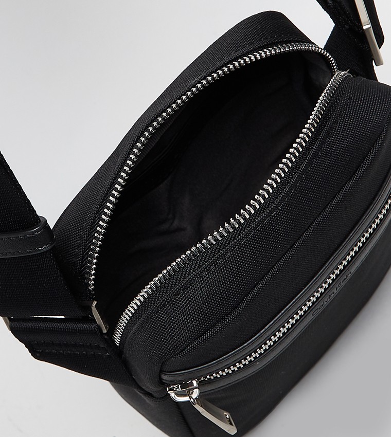 Calvin Klein Erkek Siyah Çapraz El Çantası