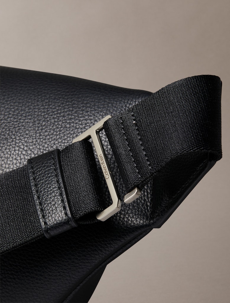 Calvin Klein Erkek Siyah Bel Çanta