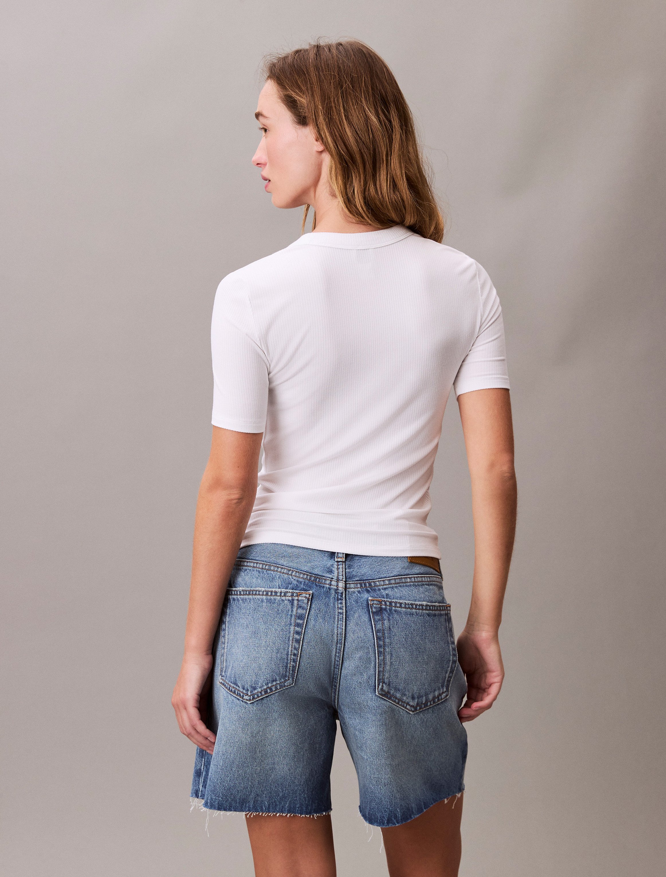 Calvin Klein Kadın Beyaz O Yaka T Shirt
