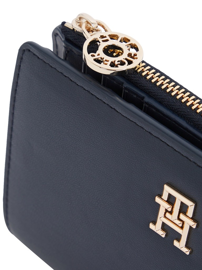 Tommy Hilfiger Dıstınct İnce Kadın Cüzdan - AW0AW16922DW6