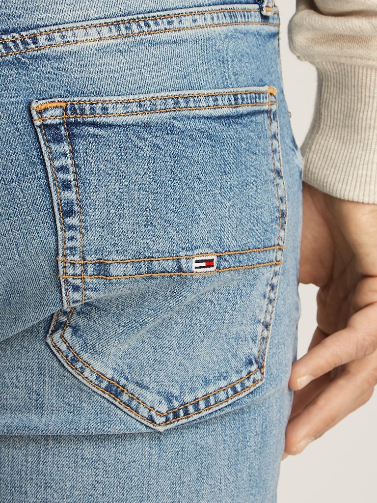 Tommy Jeans Mavi Erkek Slim Tapered Denim Pantolon - DM0DM205401AB
