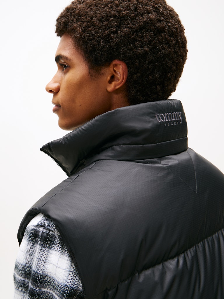 Tommy Hilfiger Erkek Kaz Tüyü Puffer Kapşonlu Siyah Yelek