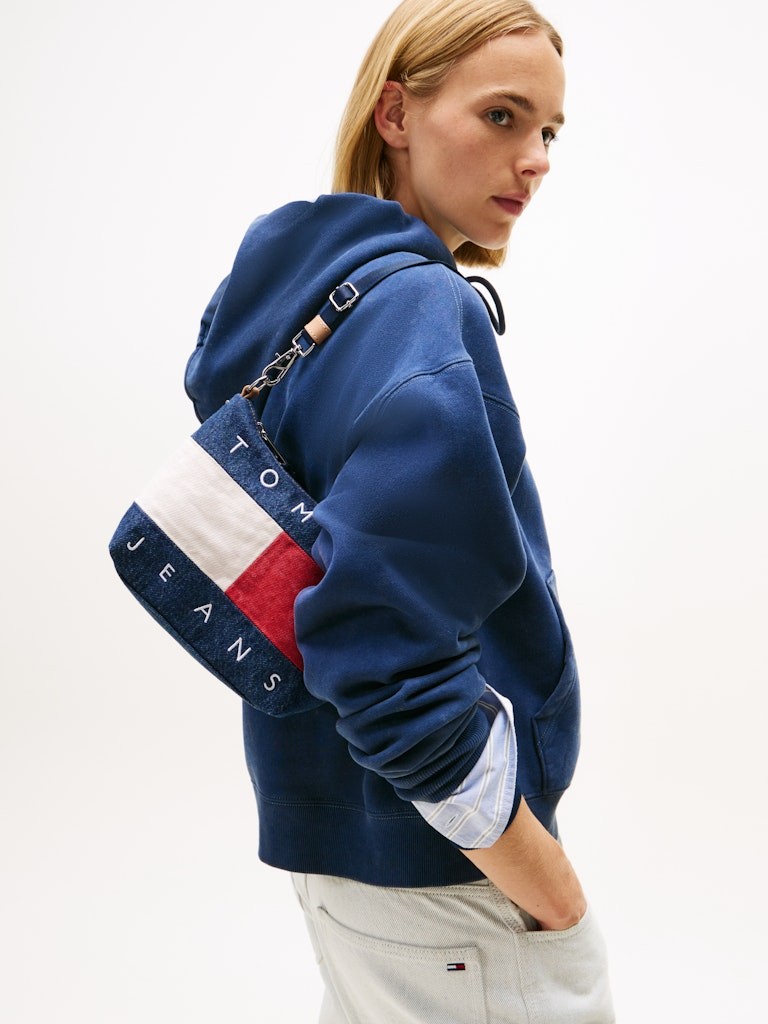 Tommy Hilfiger Kadın Mavi Denim Omuz El Çantası