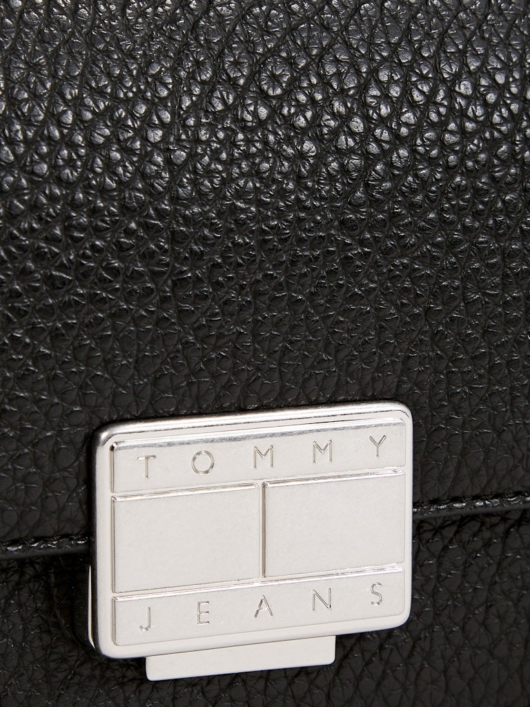 Tommy Hilfiger Siyah Kadın Çapraz Çanta - AW0AW16982BDS