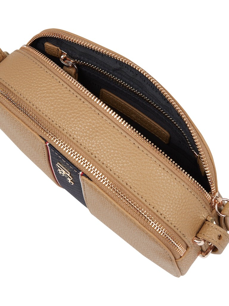 Tommy Hilfiger Kadın Legacy Stud Omuz Çantası - AW0AW16898RBC