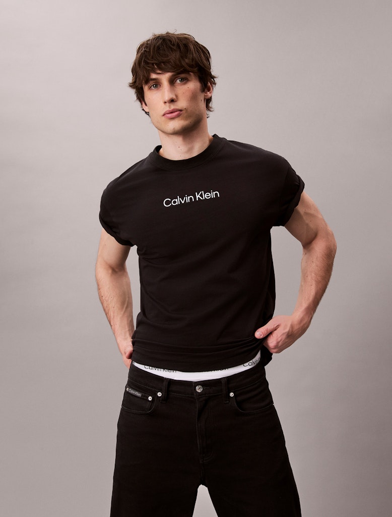 Calvin Klein Erkek Siyah O Yaka Logolu T-Shirt