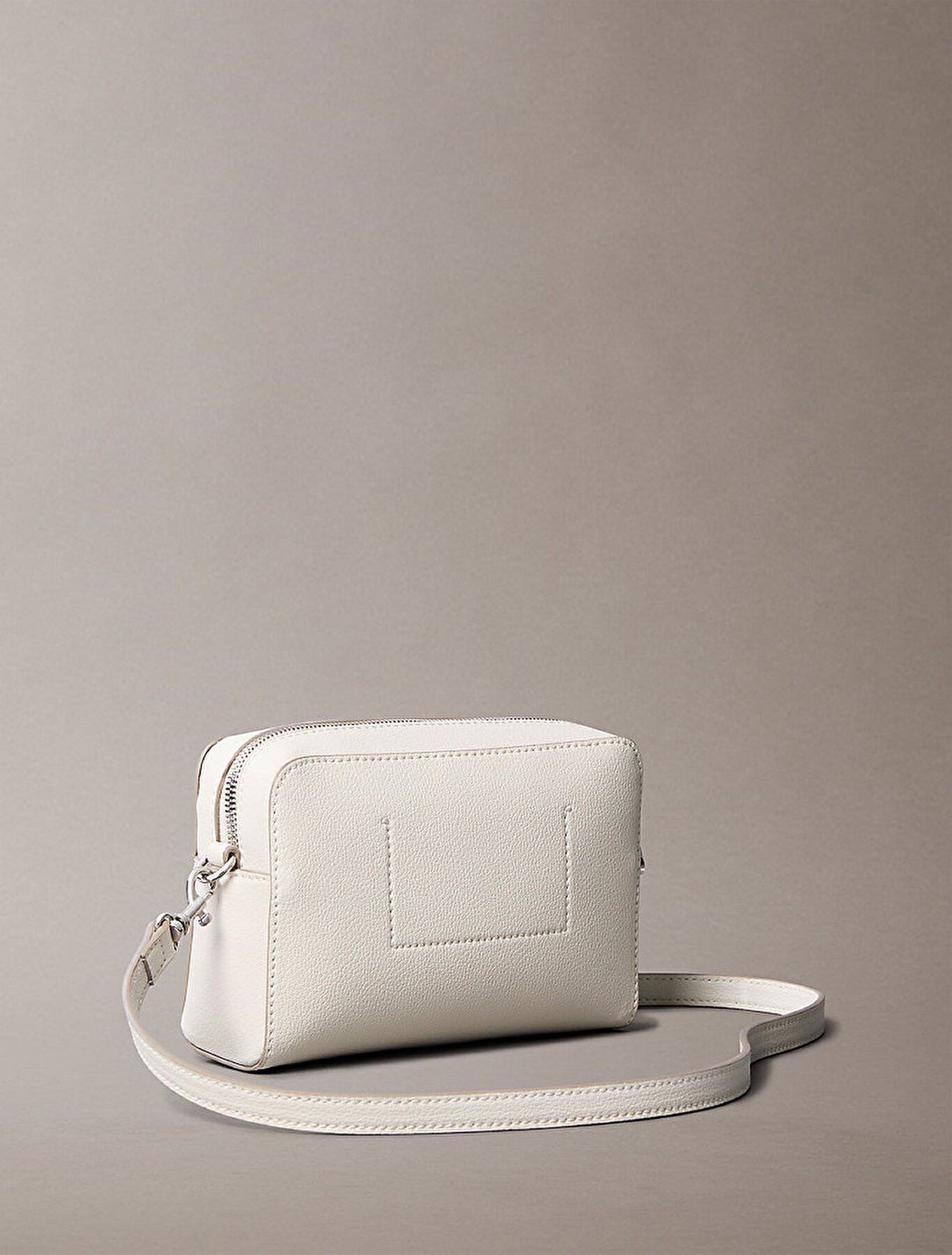 Calvin Klein Bej Kadın Çapraz Çanta - LV04K3162GCJH