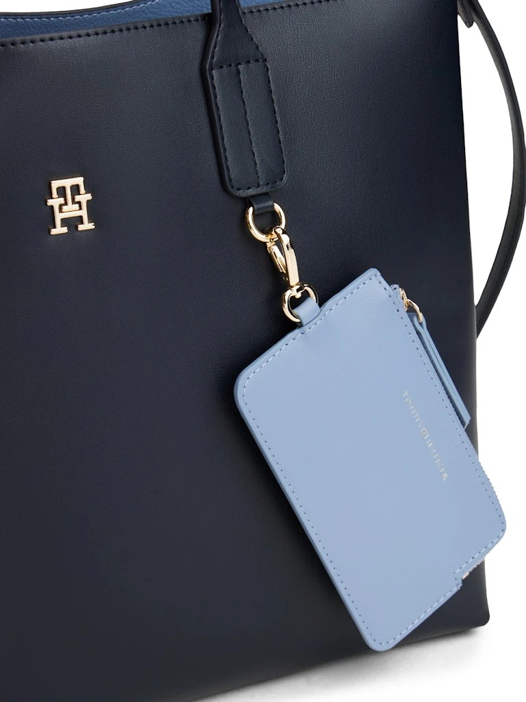 Tommy Hilfiger Kadın Lacivert Omuz El Çantası