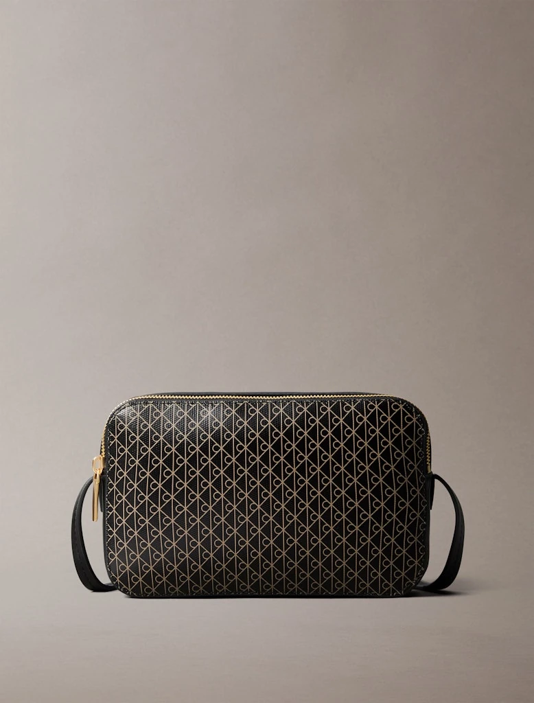 Calvin Klein Kadın Siyah Çapraz El Çantası