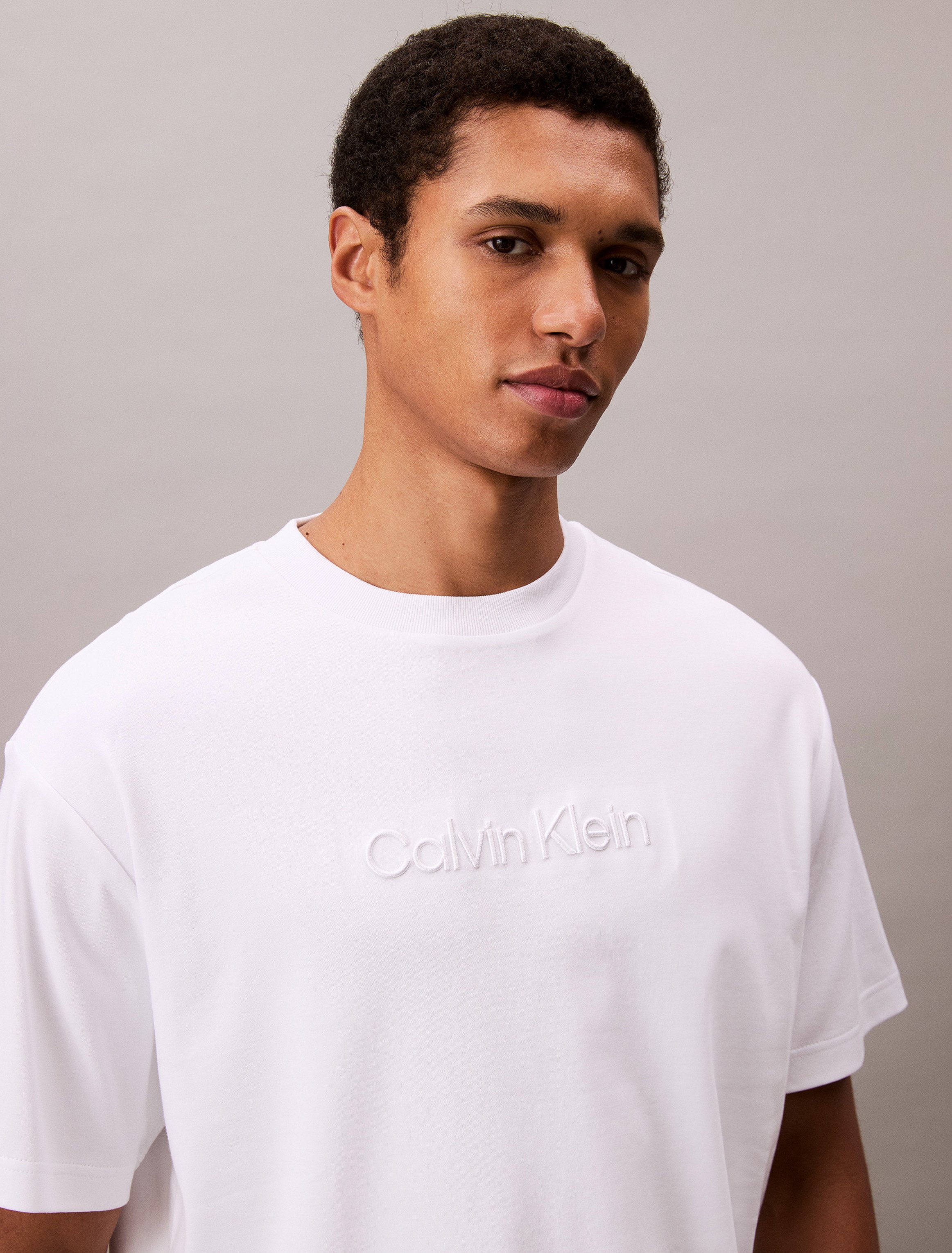 Calvin Klein Erkek Beyaz O Yaka T Shirt