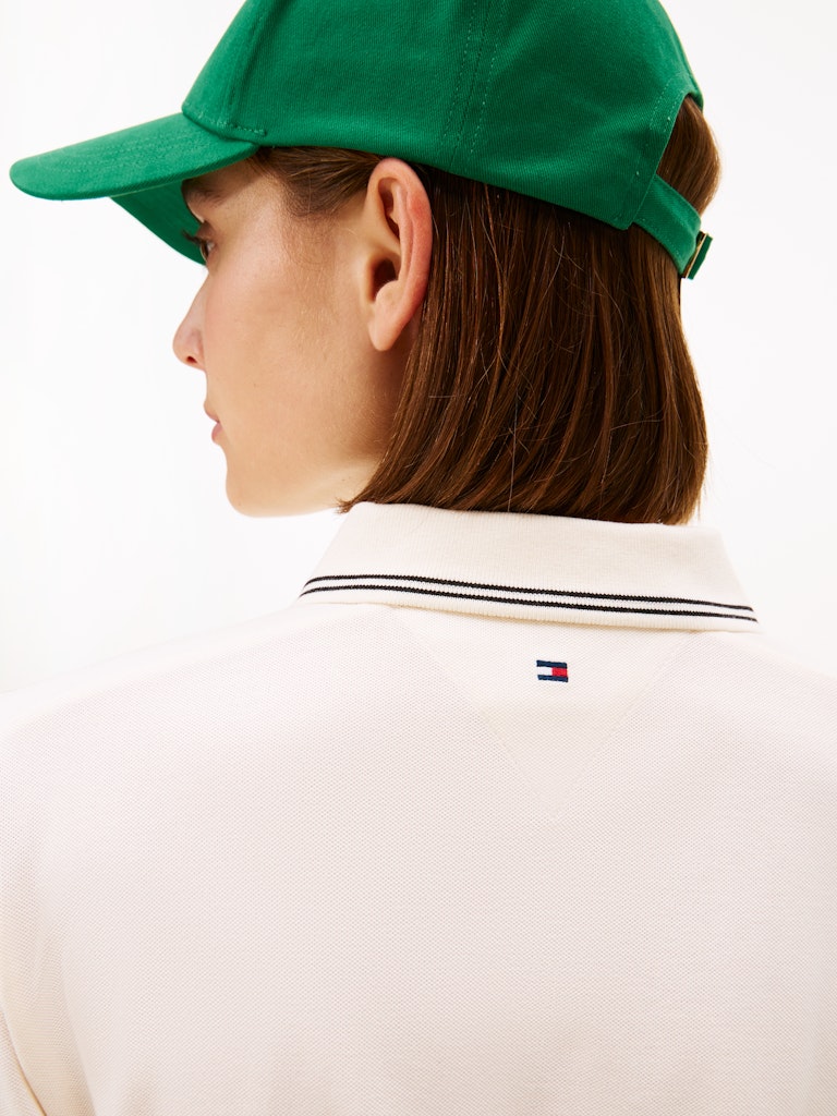 Tommy Hilfiger Kadın Bej Kısa Kollu Fermuarlı Polo Yaka T-Shirt