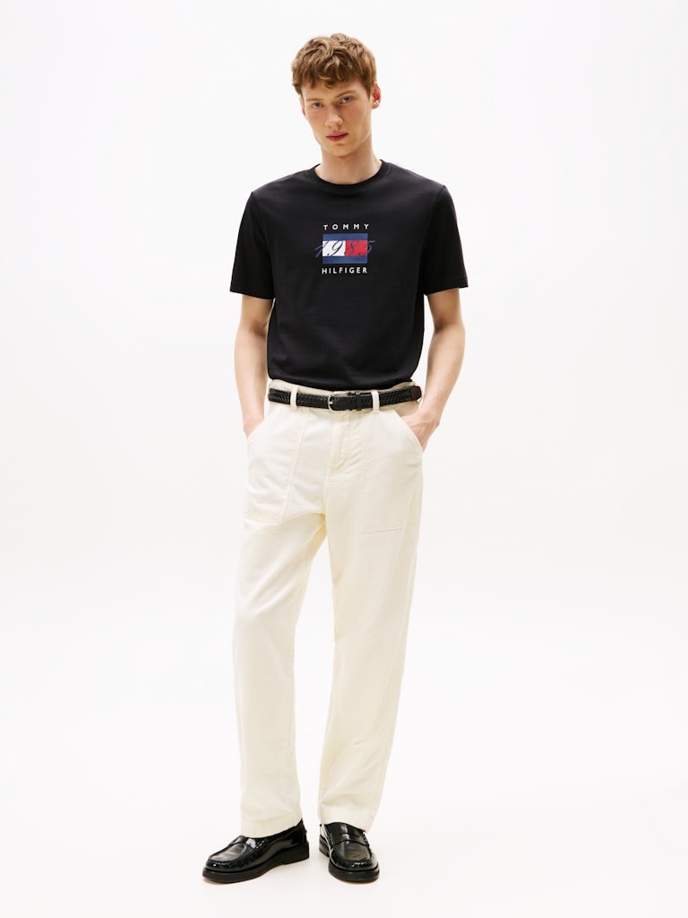 Tommy Hilfiger Erkek Siyah O Yaka Bayraklı T-Shirt