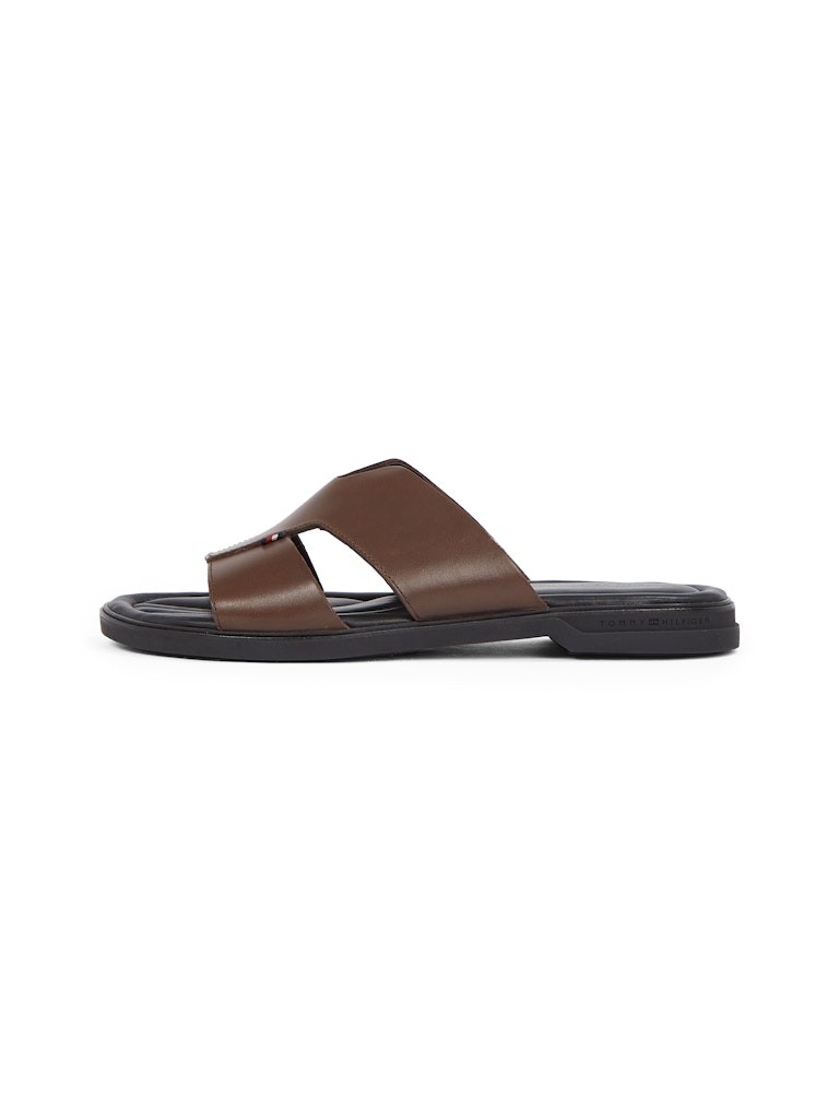 Tommy Hilfiger Deri Kahverengirengi Erkek Kısa Taban Tek Bantlı Sandalet - FM0FM05357GV0