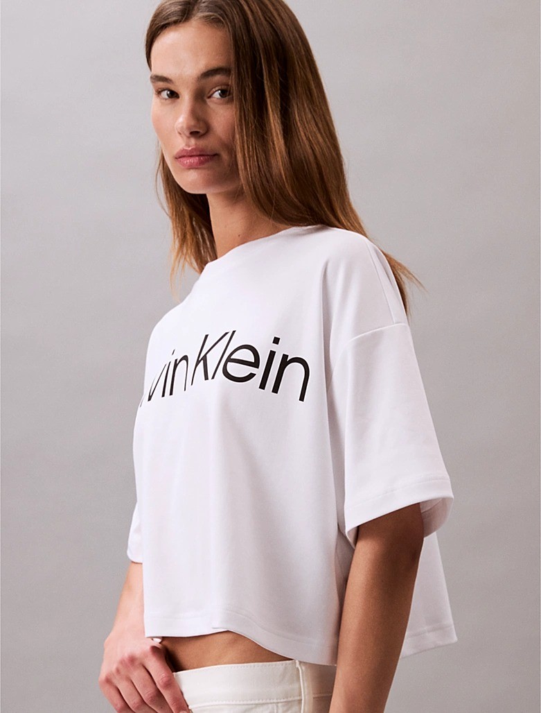 Calvin Klein Kadın Beyaz O Yaka Boxy T Shirt